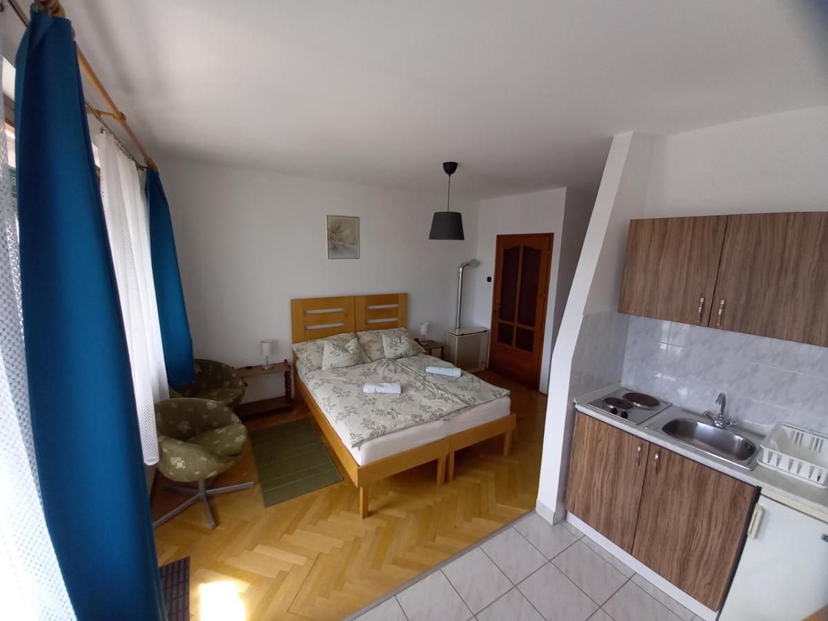 Kispal Apartmanhaz Zalakaros Exterior photo